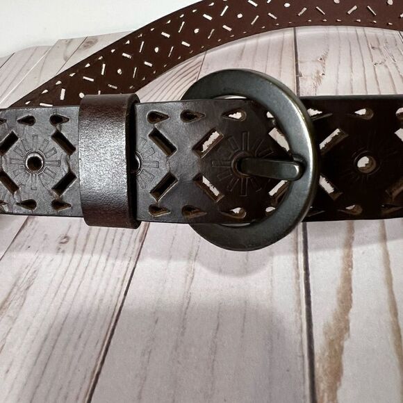 Brown Leather Laser Cut Bohemian Belt Brass Buckle - Picture 4 of 7